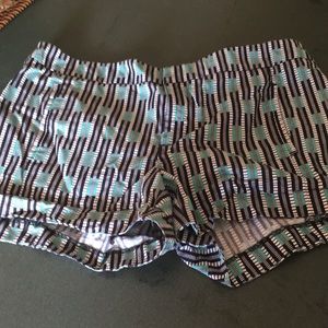 Gap shorts / never worn